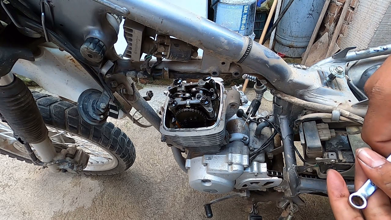 How much horsepower does a Honda XR 125 have?