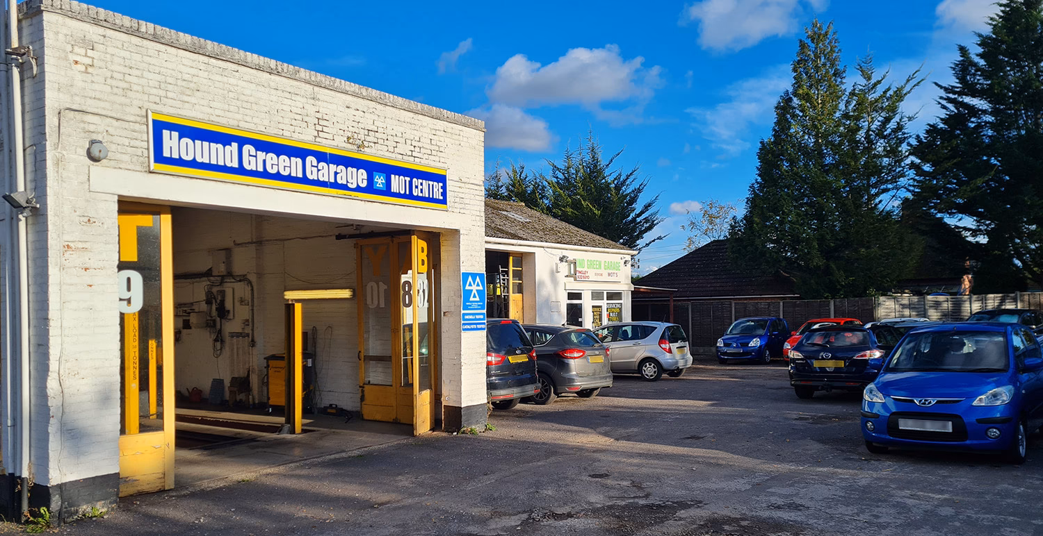 Where can I find an MOT test centre in Basingstoke?