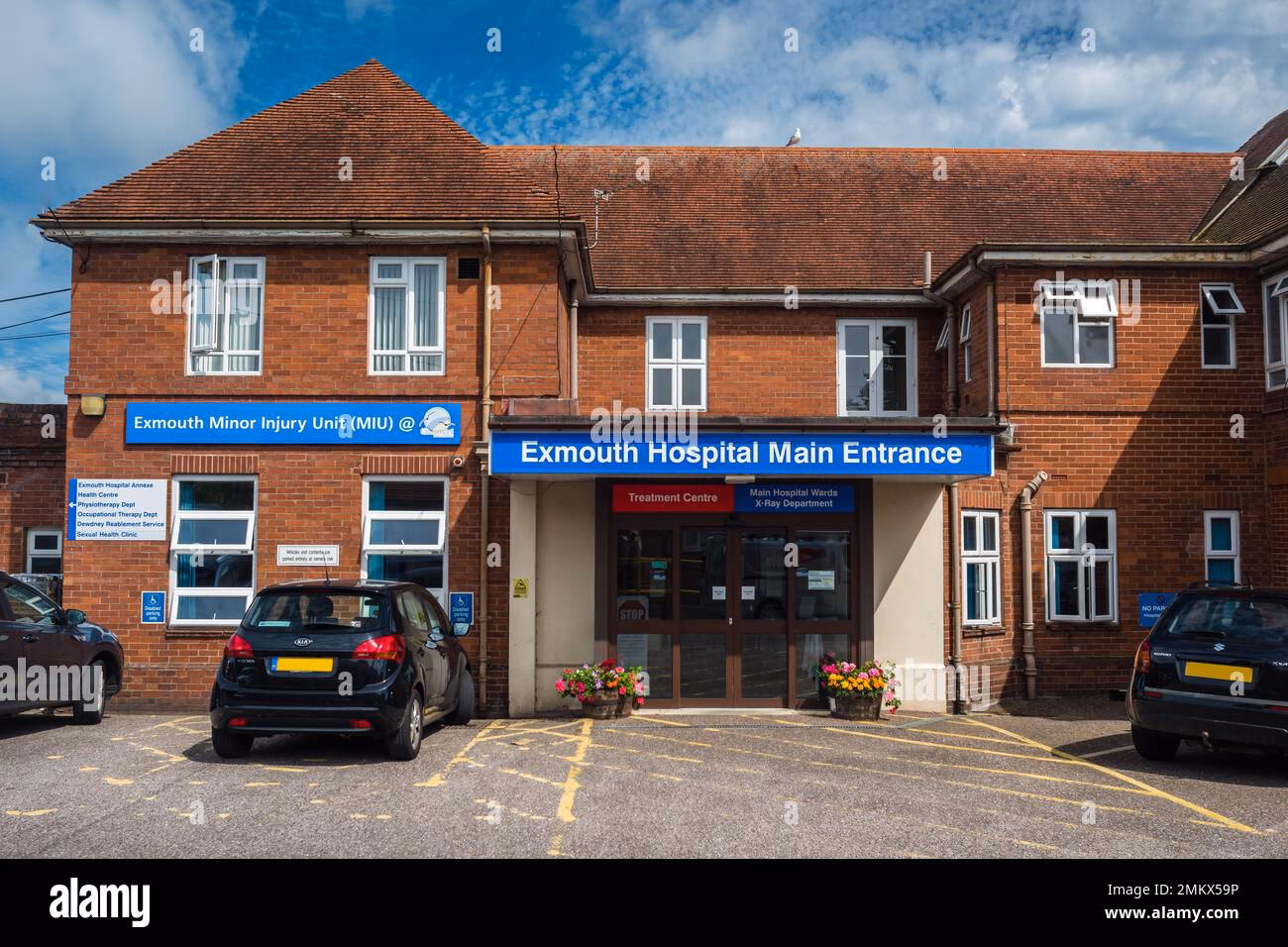 What services does Sidmouth hospice offer?