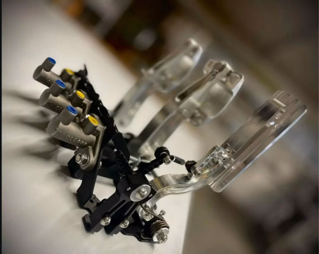 How do I know if my master cylinder is bad?