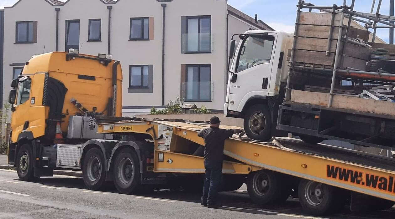 Can a car tow a heavy trailer or caravan?