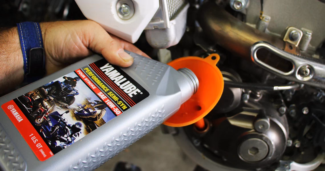 How long should a dirt bike oil change last?