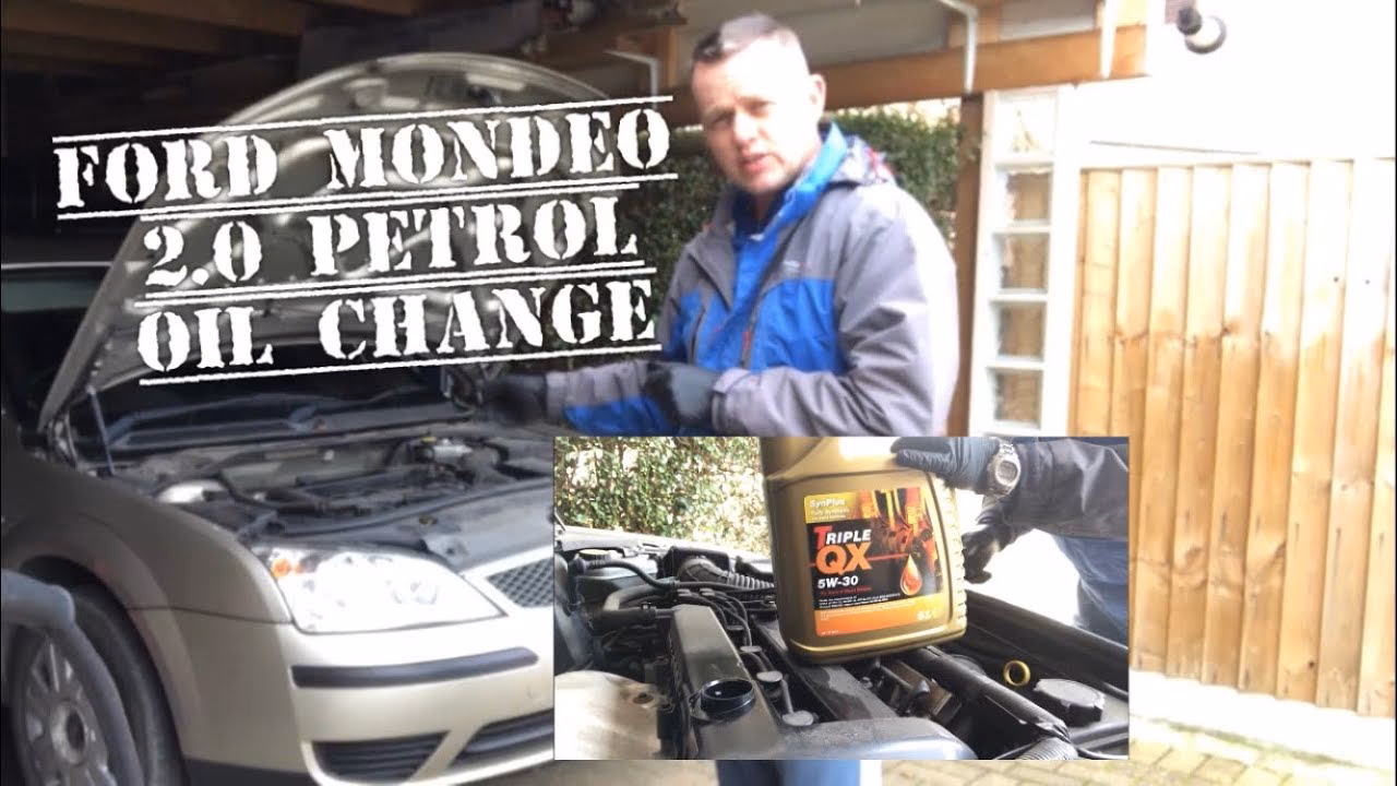 How much oil does a Ford Mondeo take?