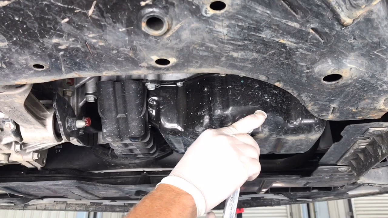 How often to change oil on Hyundai i30?