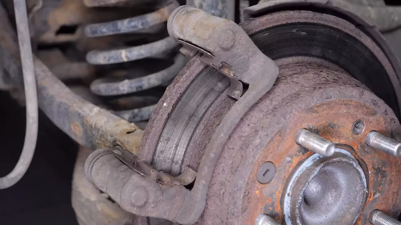How much does a Hyundai i30 front brake pad replacement cost?