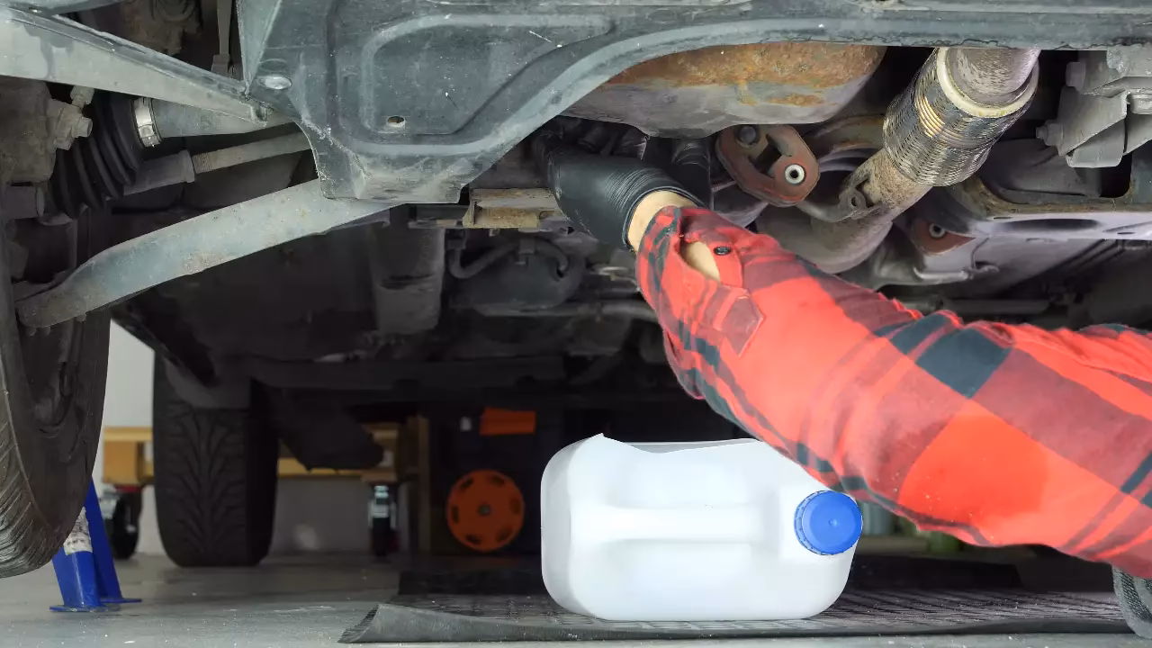How to change oil & filter 2010 Skoda Fabia s?