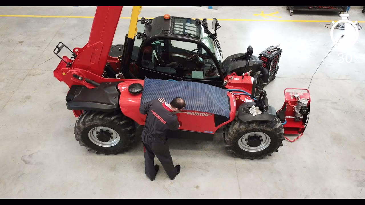 Do Manitou telehandlers need lubrication?