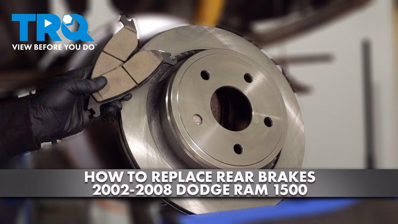 Does the Dodge Ram 1500 have truck brakes?