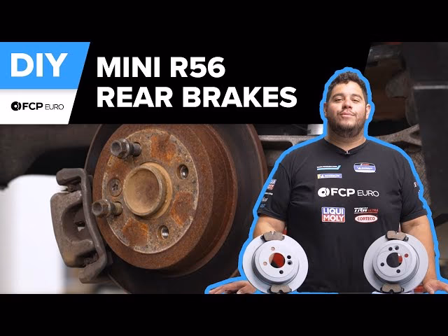 Does a MINI R56 have disc brakes?
