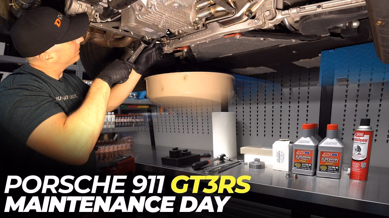 How much oil does a 992 GT3 take?