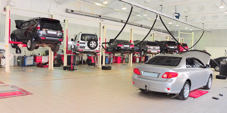 How do I contact a car dealership if I have a problem?