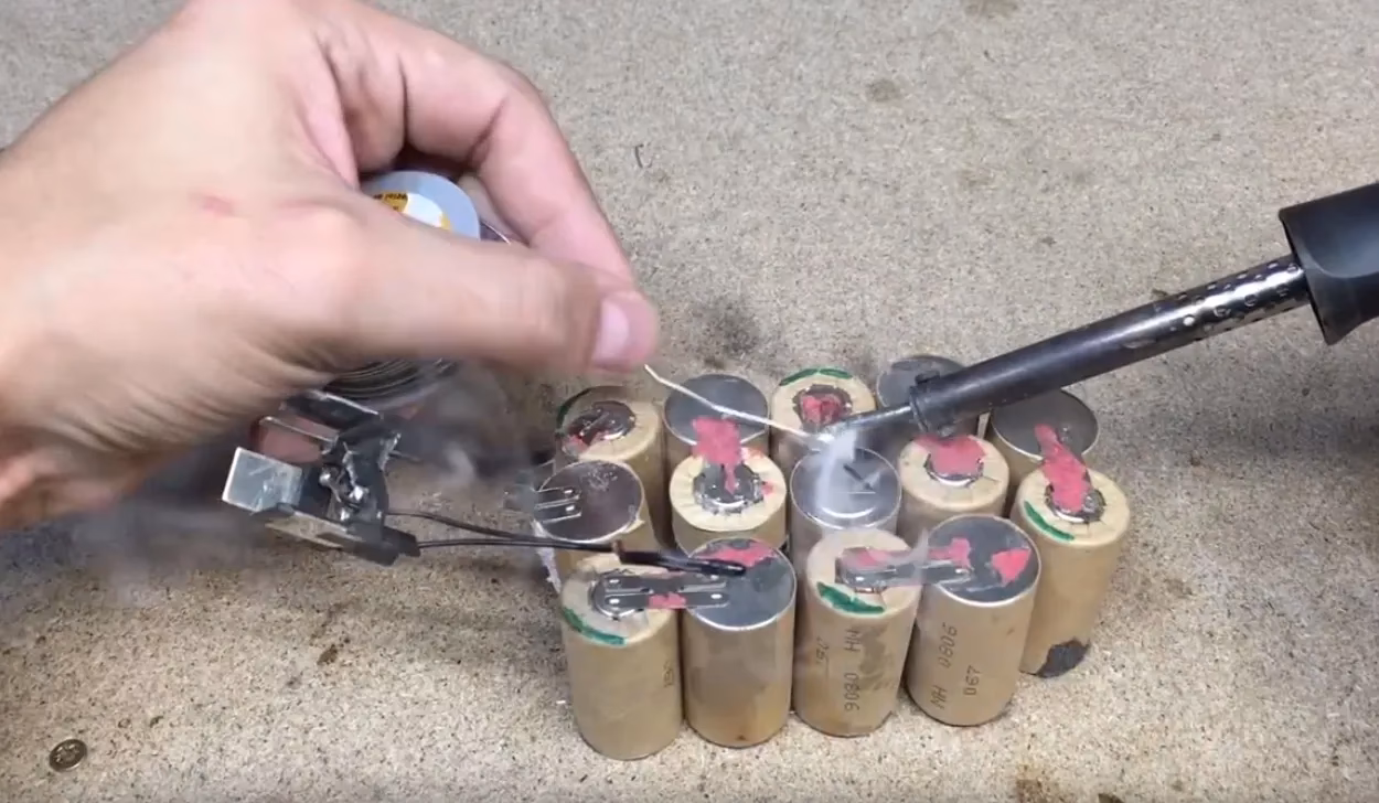 Can a car battery work with a dead cell?