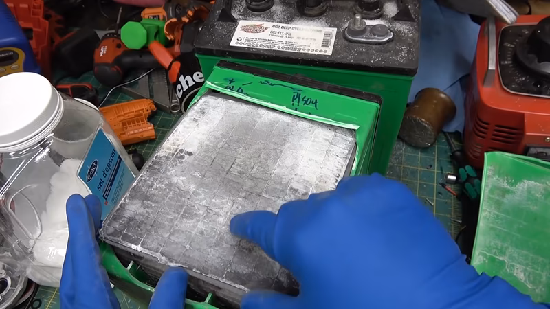 How do you replace a car battery with Epsom salt?