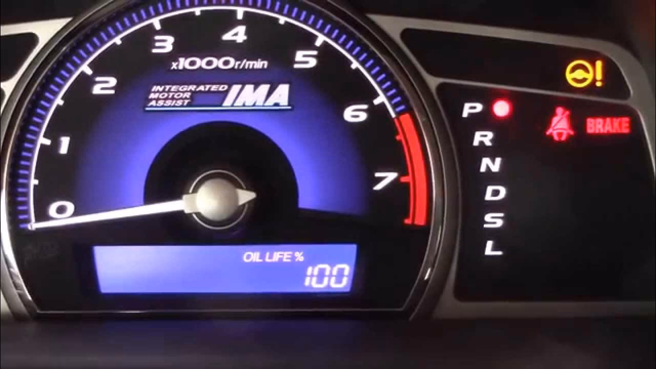 Why is my Honda Civic oil light not resetting?