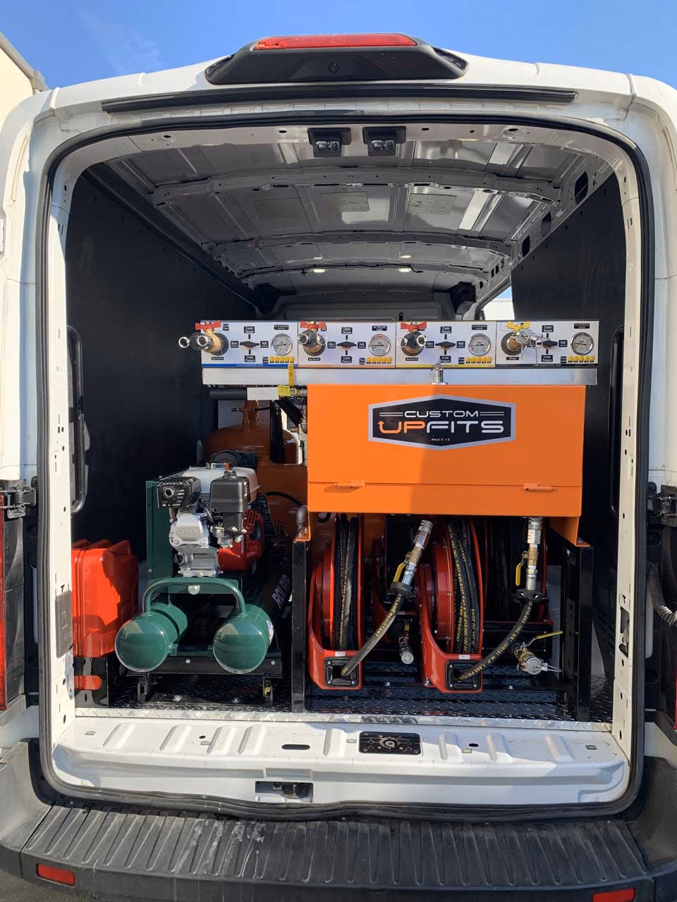 How much does it cost to start a mobile oil change business?