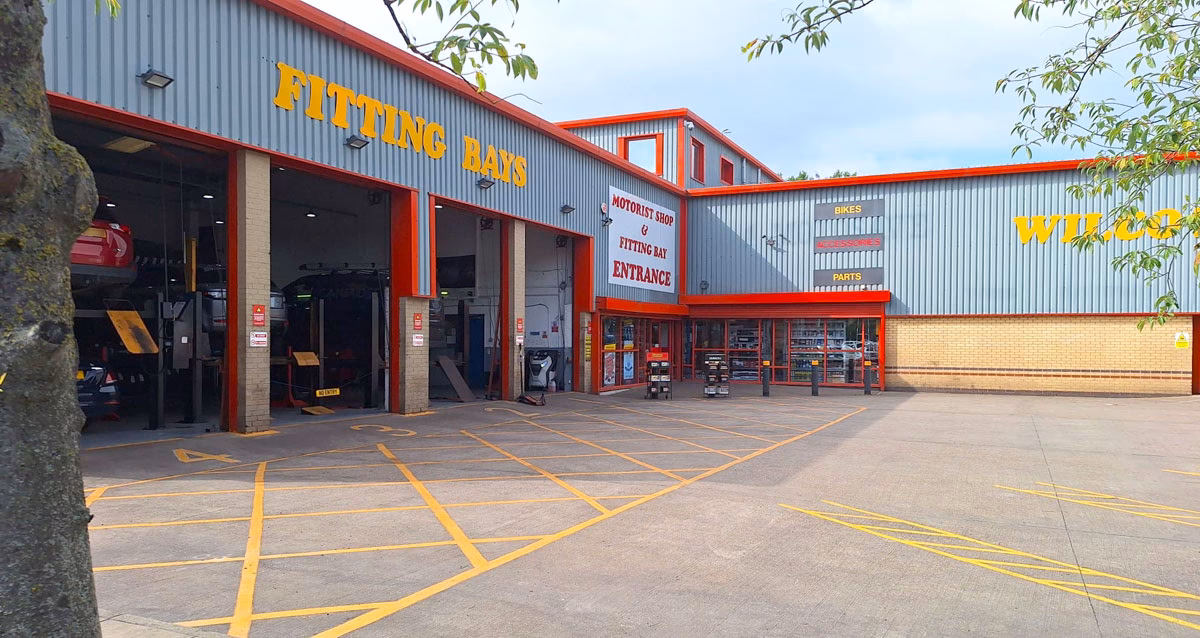 Where is the nearest bus stop to Hunslet Road in Leeds?