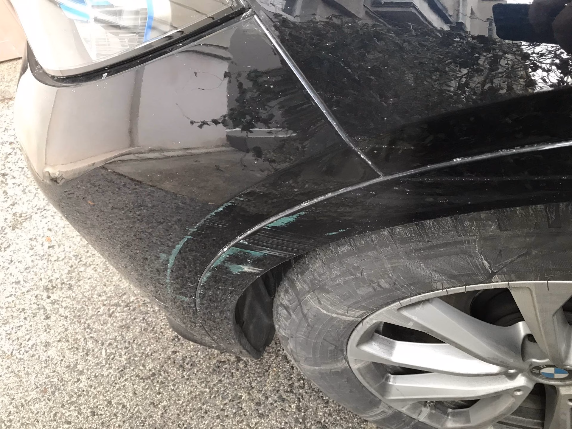 How much does it cost to re-paint a scratched car?