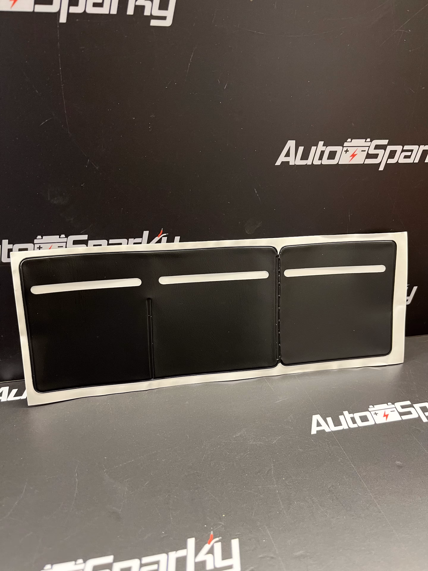 What is tax insurance & NCT 3 disc holder?