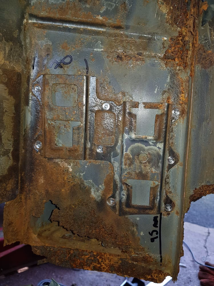 What happens if a car rusts during an MOT?