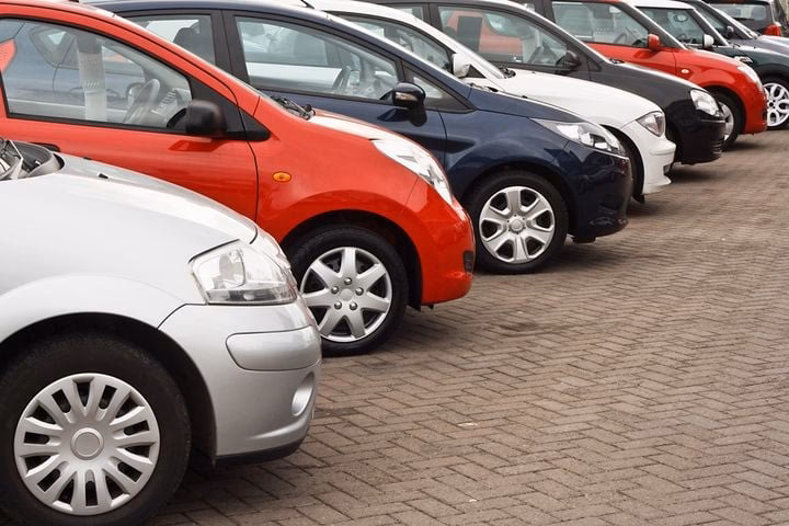 Should you book a car rental early?