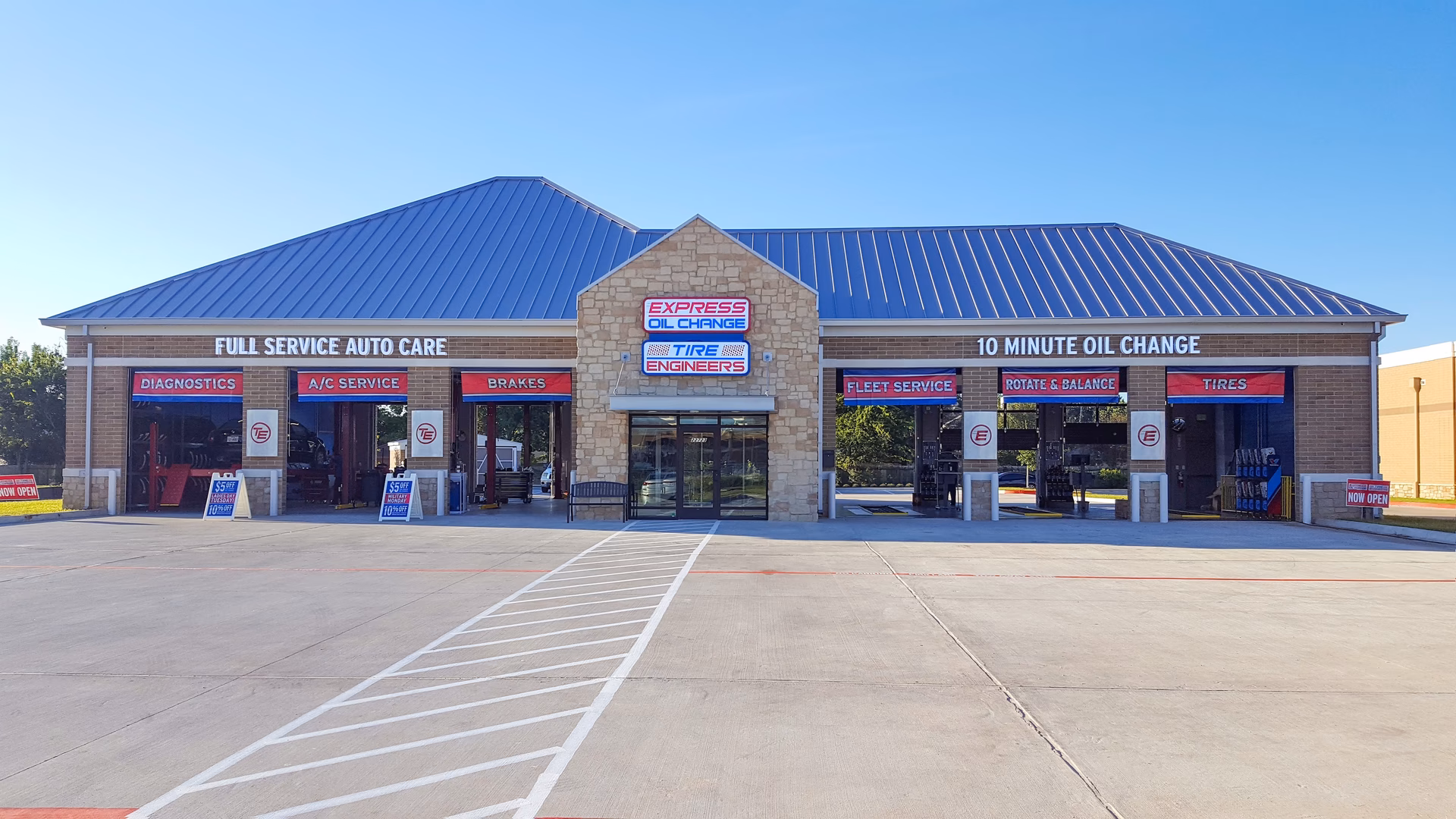 Can I make an appointment at Express Oil Change & Tire Engineers?