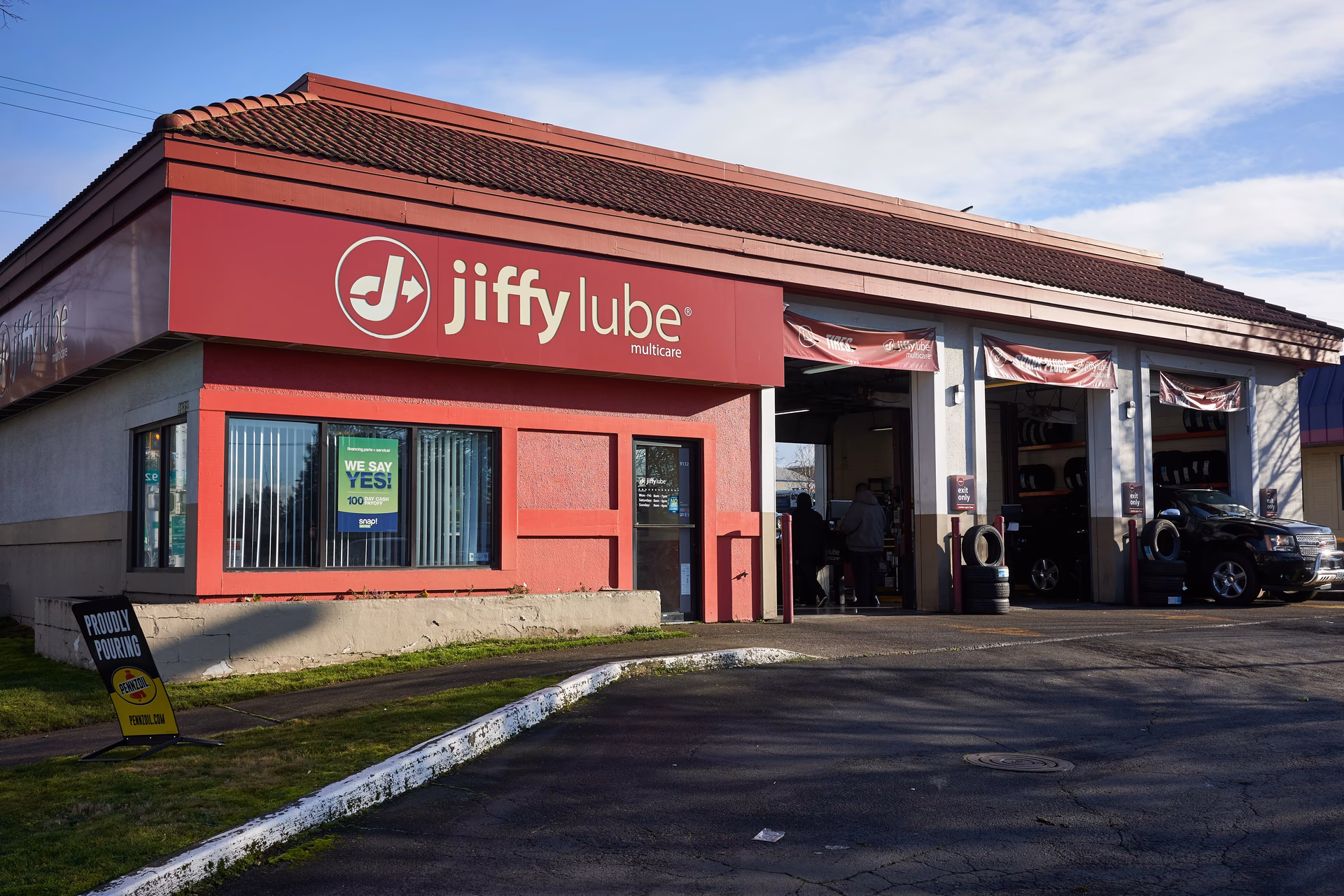 Is Valvoline better than Jiffy Lube?