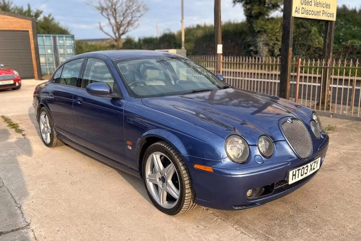 Will Jaguar have a suspension arm Bush?