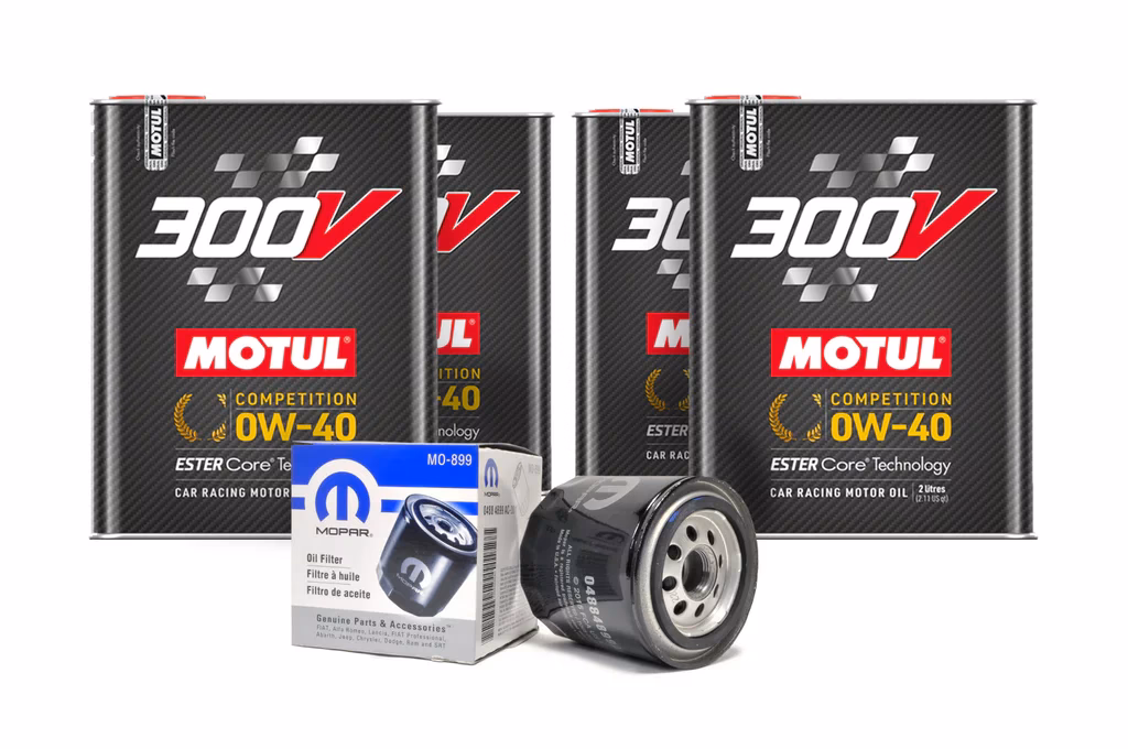 What engine configuration does the Jeep Trackhawk have?