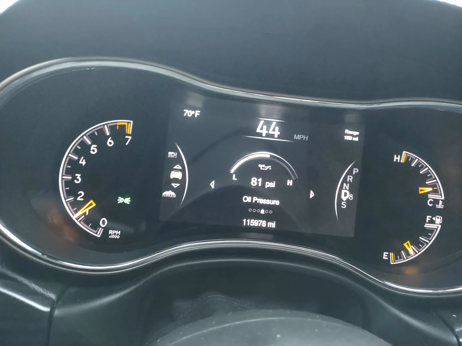 Why does my Jeep Wrangler have low oil pressure?