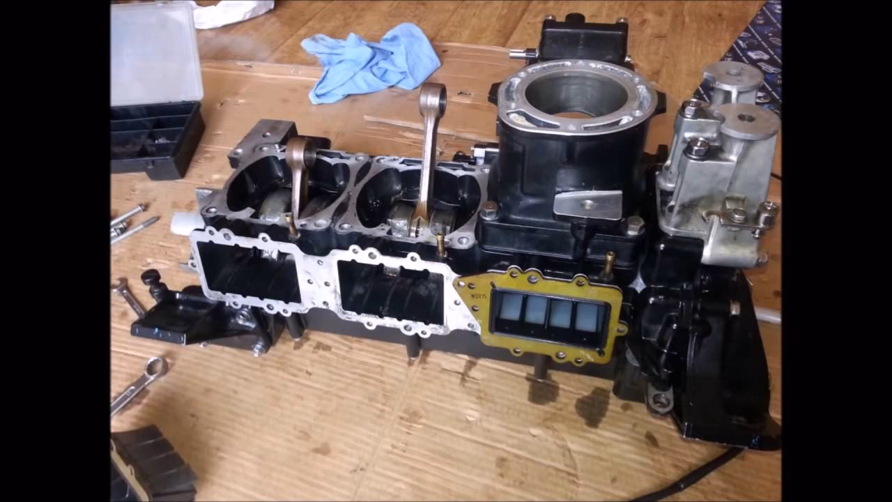 What does a mobile jet ski repair service do?