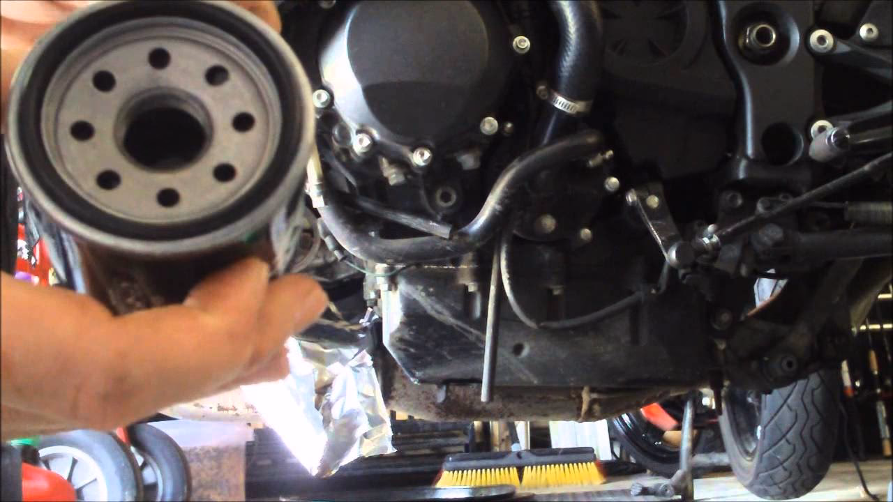 How to change engine oil on Kawasaki ZX10R?