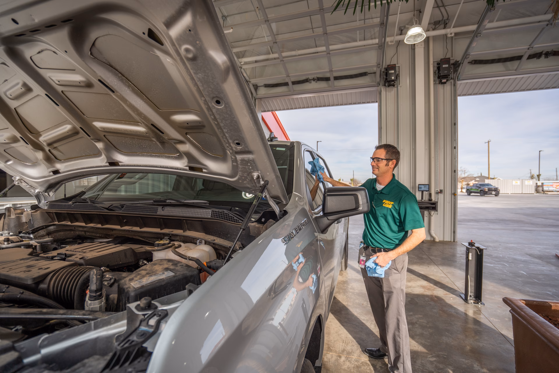 Does Kent Lube offer free services?