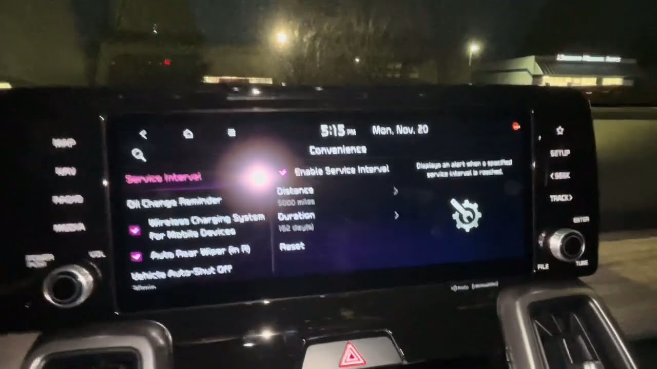 How do I know if my Kia Sorento needs oil?