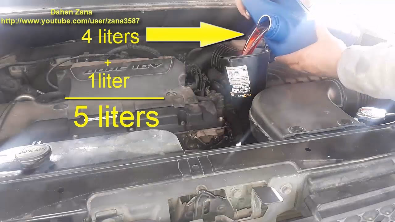 How much does a 2014 Kia Sportage engine oil change cost?