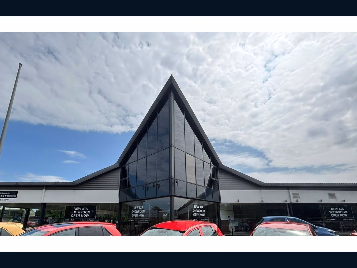 What services does Kia offer?