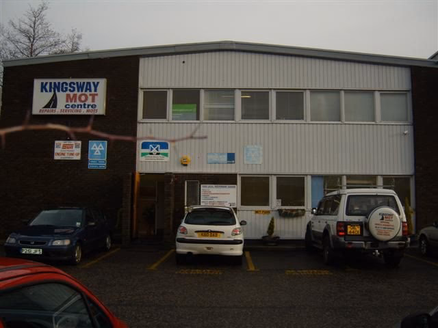 Who is Kingsway MOT centre?