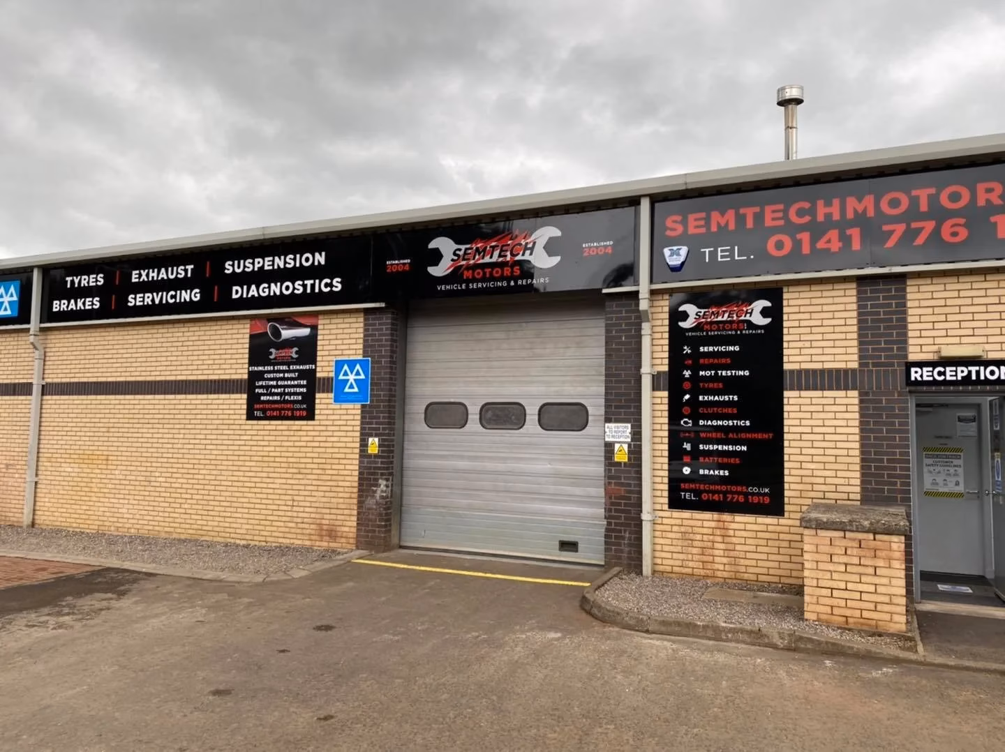What services does Kirkintilloch offer?
