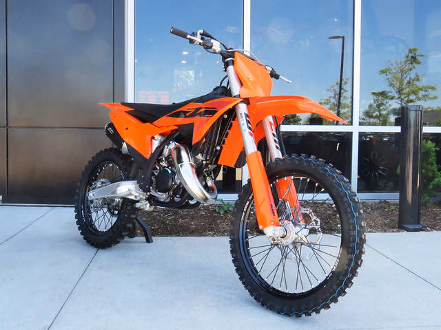 What's new in the 2024 KTM 300 EXC?