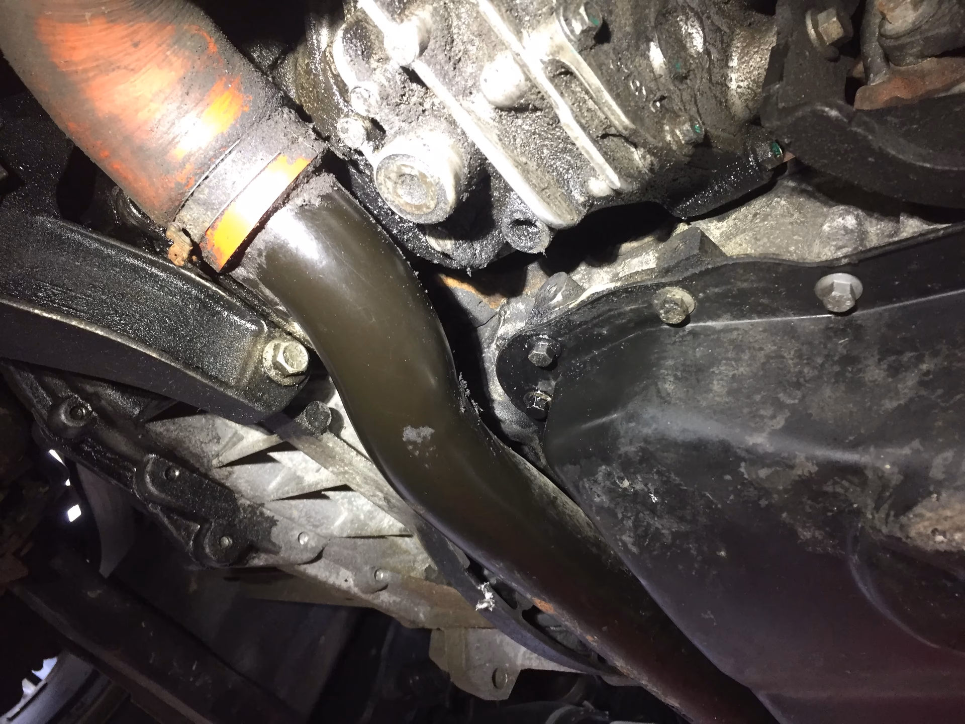 How do you fix a leaking Kuga?