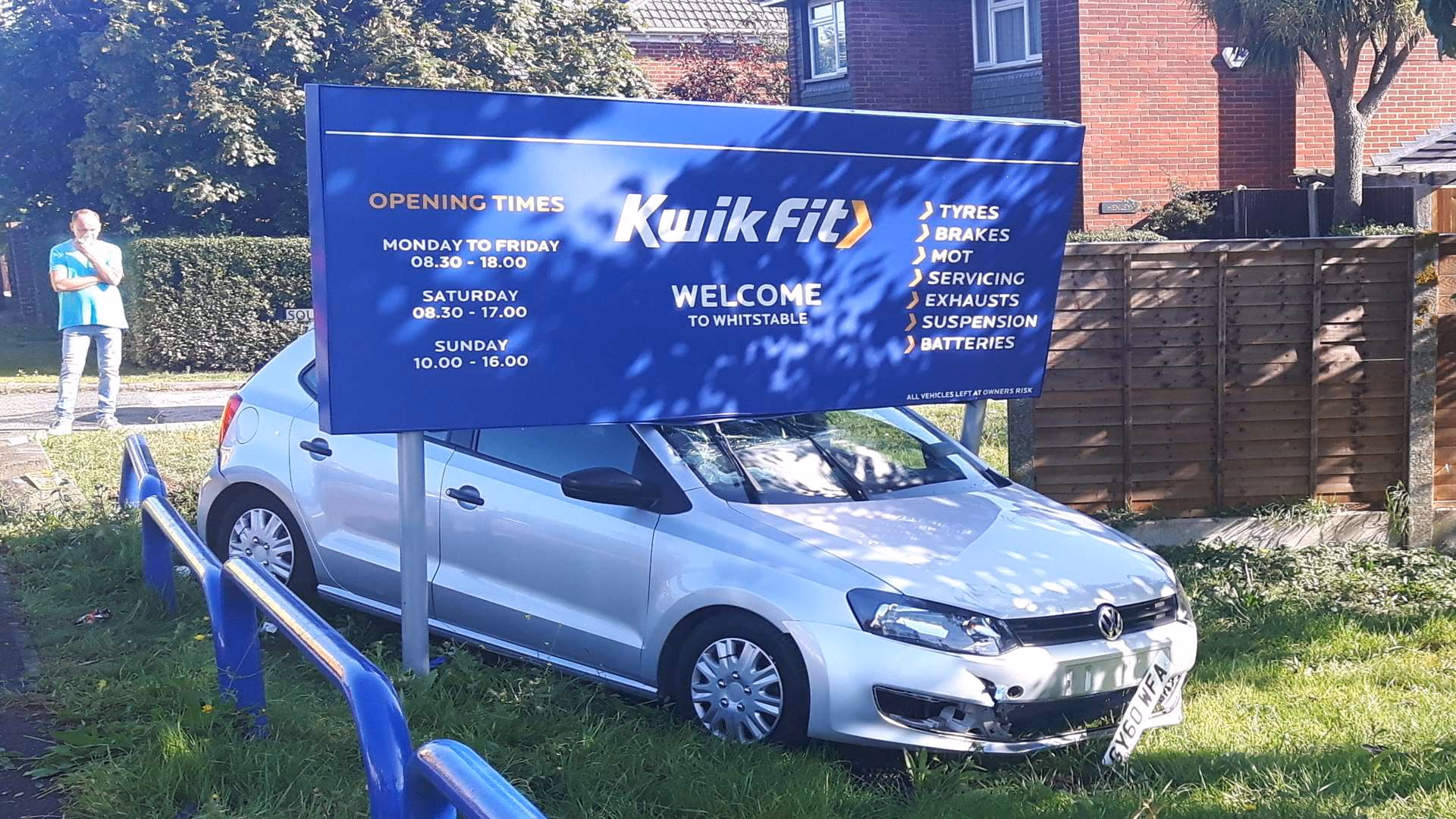 Where is Kwik Fit in Borstal Hill?