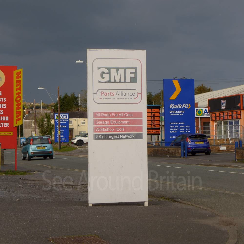 Where is Kwik Fit - Carmarthen?