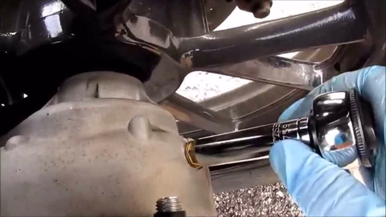 Does the Kymco downtown 300i have a disc brake system?