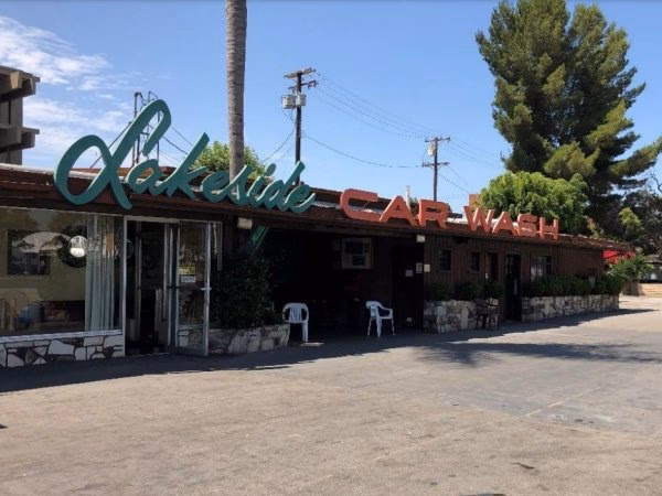 Why should you choose H2O car valeting?