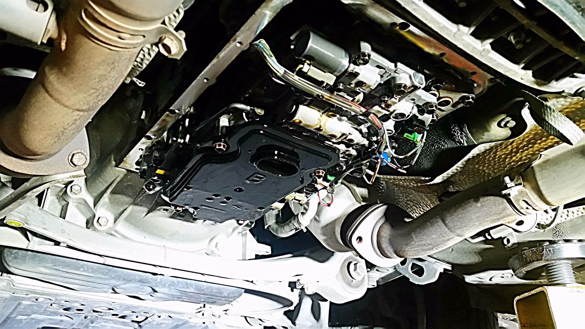 Do they change oil on a Lexus IS 250?