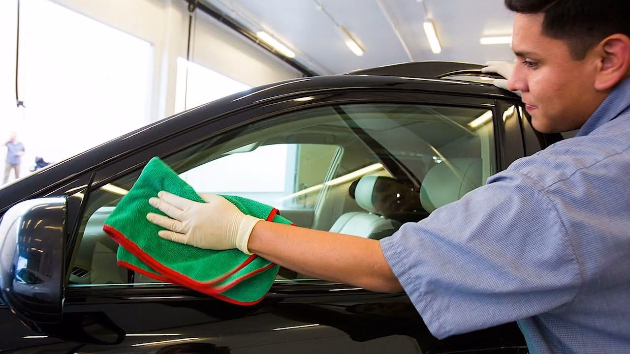 What insurance does Lexus offer?