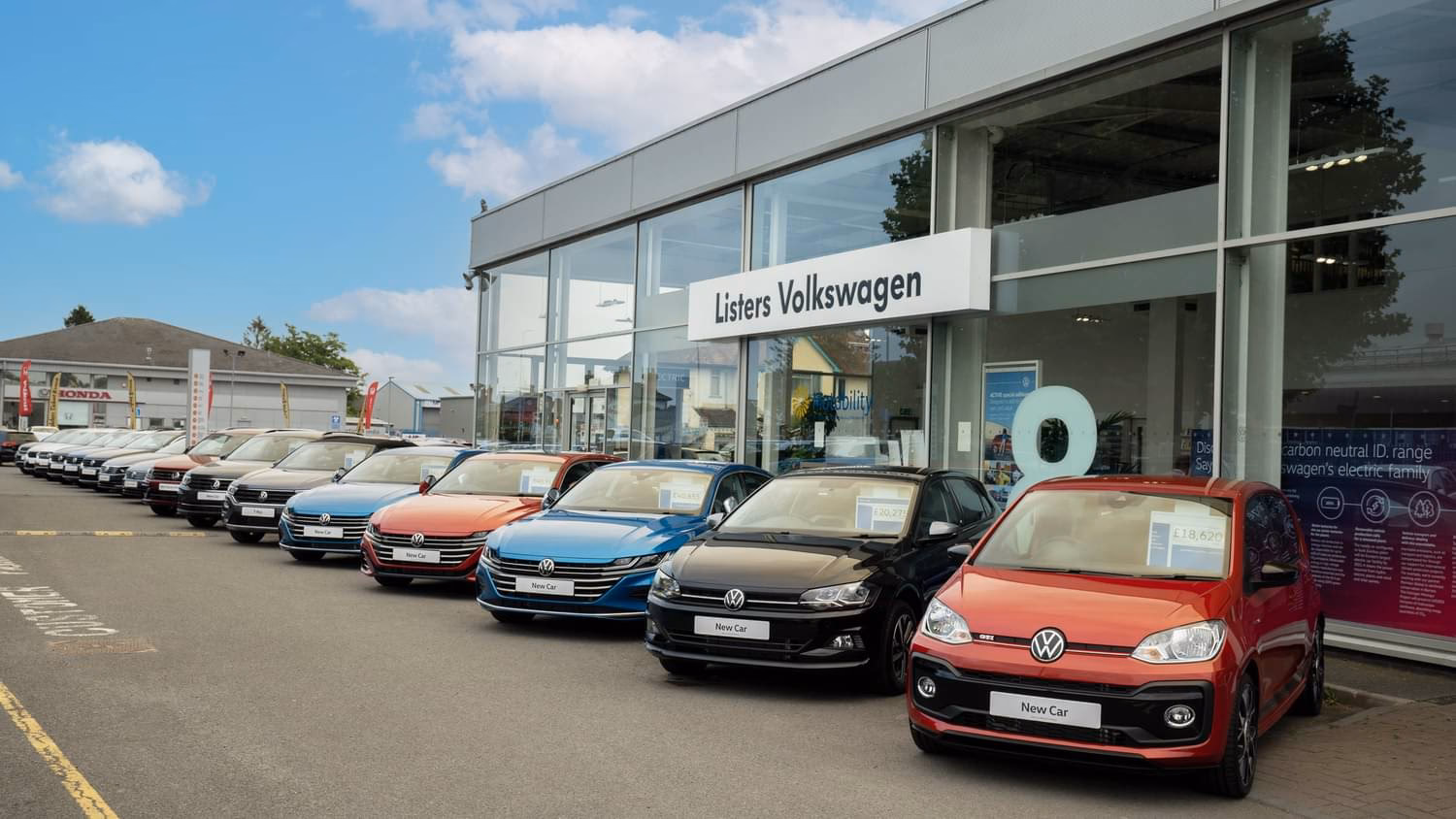 Is listers Volkswagen Worcester open or closed?