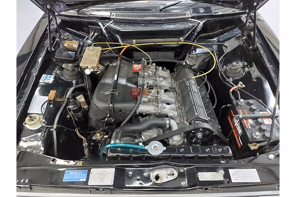 What kind of engine does a Lotus Sunbeam use?