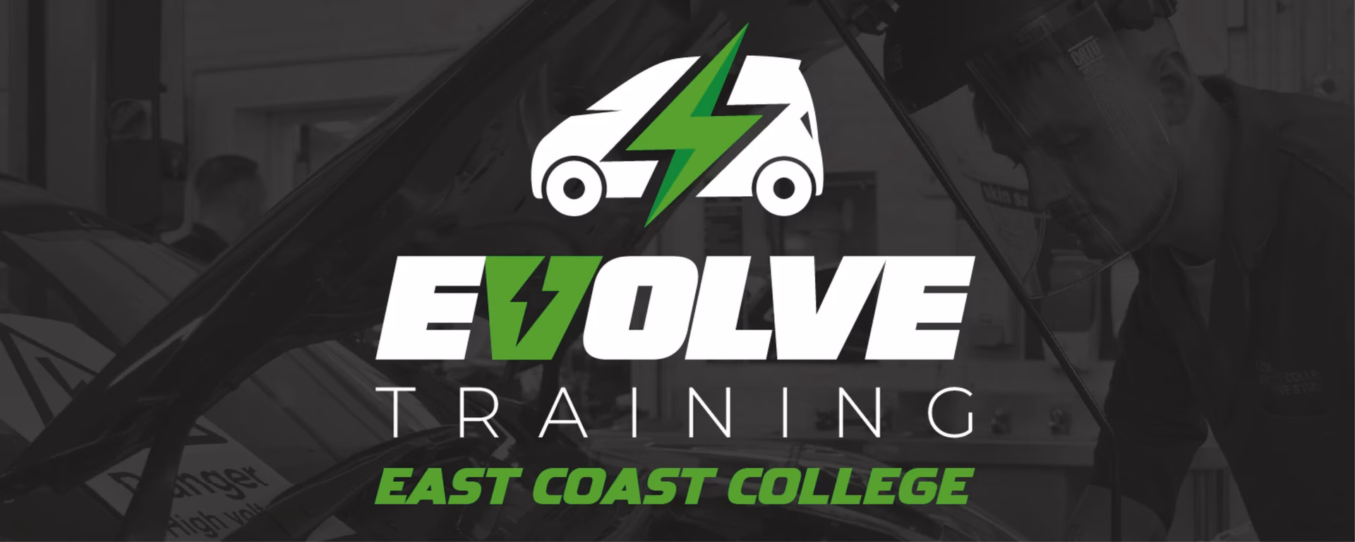 What courses are available at Lowestoft Sixth Form College?