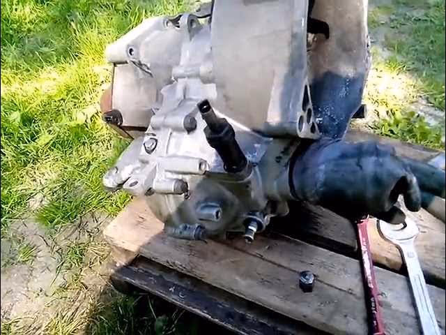 How do I Stop Gear oil from smelling?