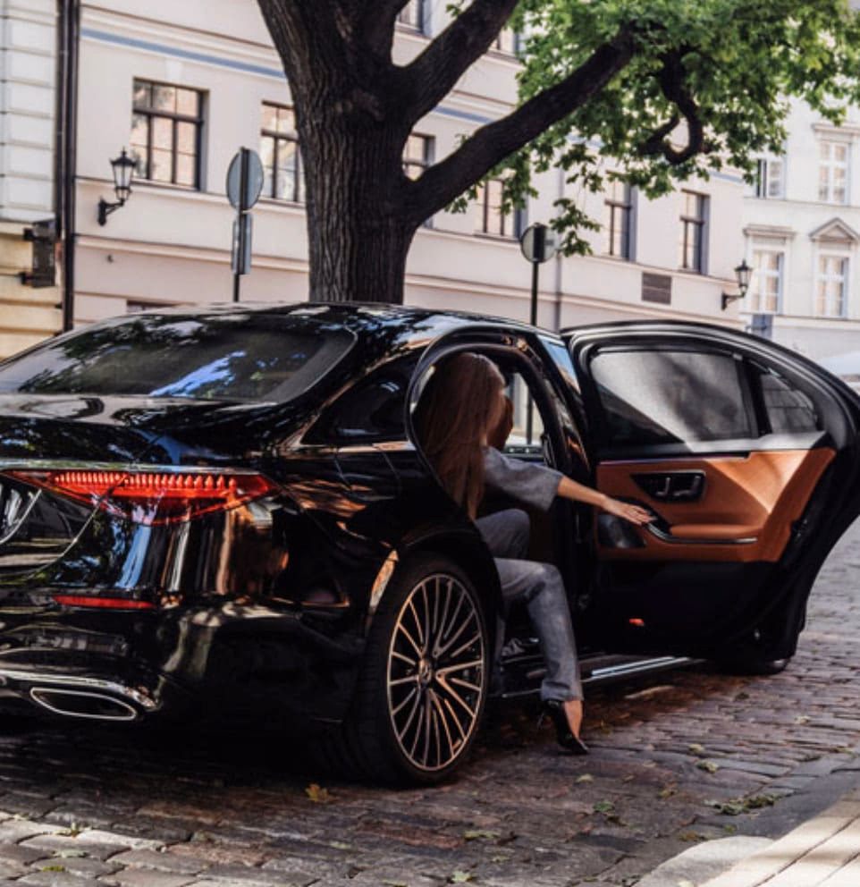 Who is luxury car services?